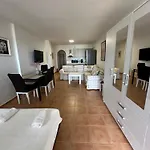 Vakantiehuis Dream Sea By Tinosstay
